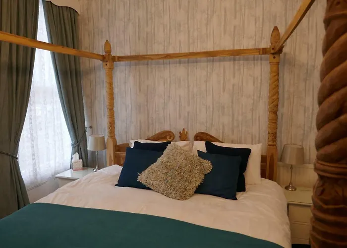 The Boundary 3* Scarborough